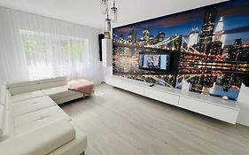 The White Pearl Apartment