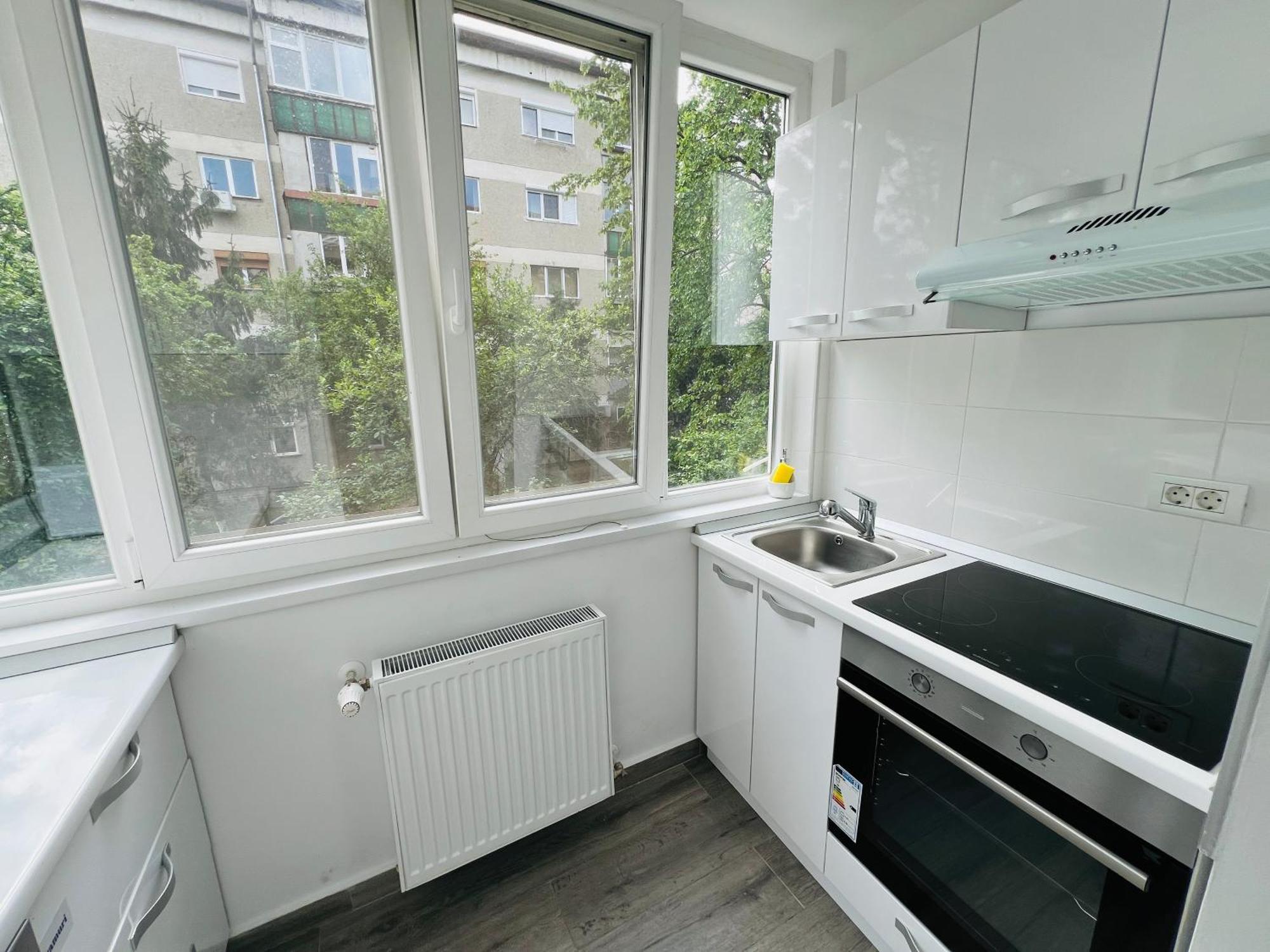 The White Pearl Apartment Oradea Exterior foto
